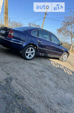 Седан Volkswagen Passat 2001 в Николаеве