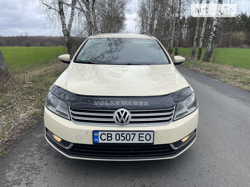 Универсал Volkswagen Passat 2015 в Мене