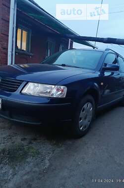 Універсал Volkswagen Passat 2000 в Сумах