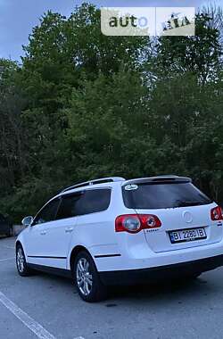 Универсал Volkswagen Passat 2010 в Полтаве