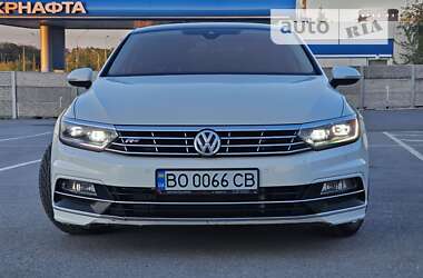 Седан Volkswagen Passat 2016 в Тернополе