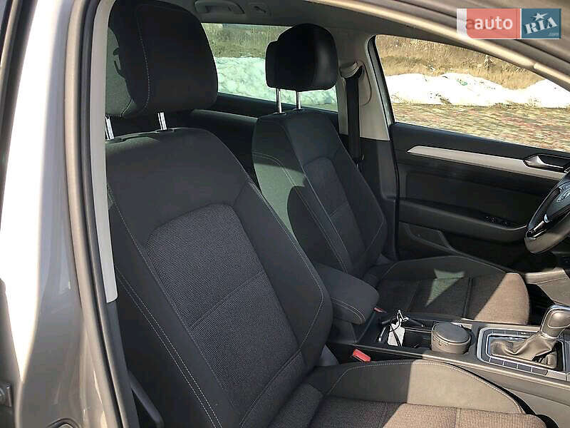 Универсал Volkswagen Passat 2016 в Шепетовке