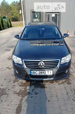 Универсал Volkswagen Passat 2006 в Яворове