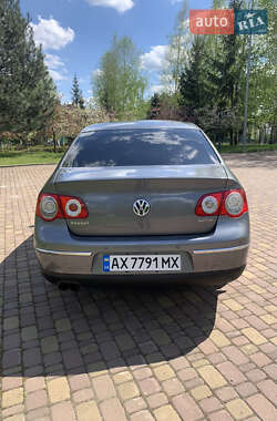 Седан Volkswagen Passat 2006 в Харькове