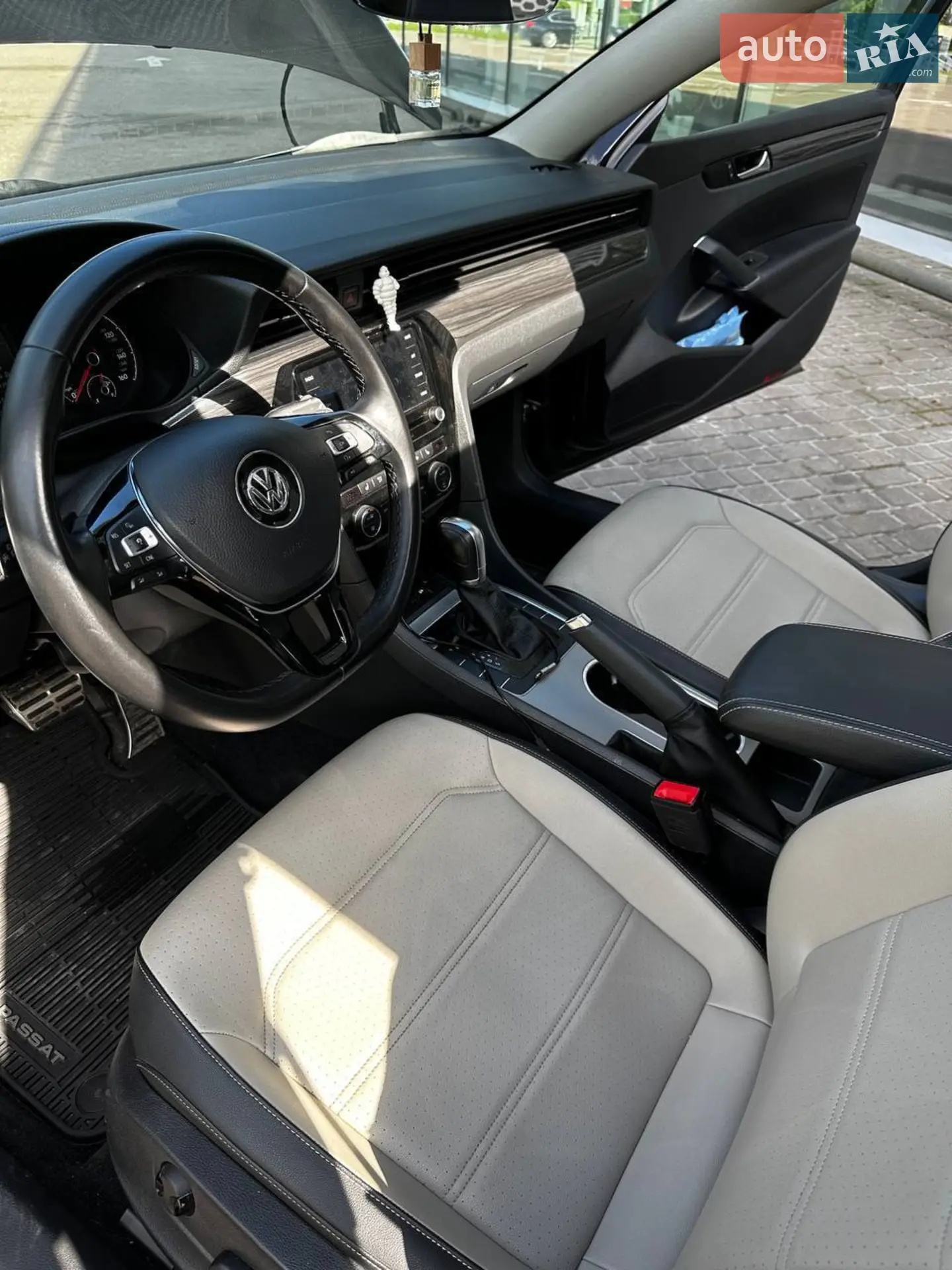 2020 Volkswagen Passat - мініатюра 13