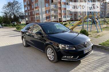 Седан Volkswagen Passat 2012 в Чорткові