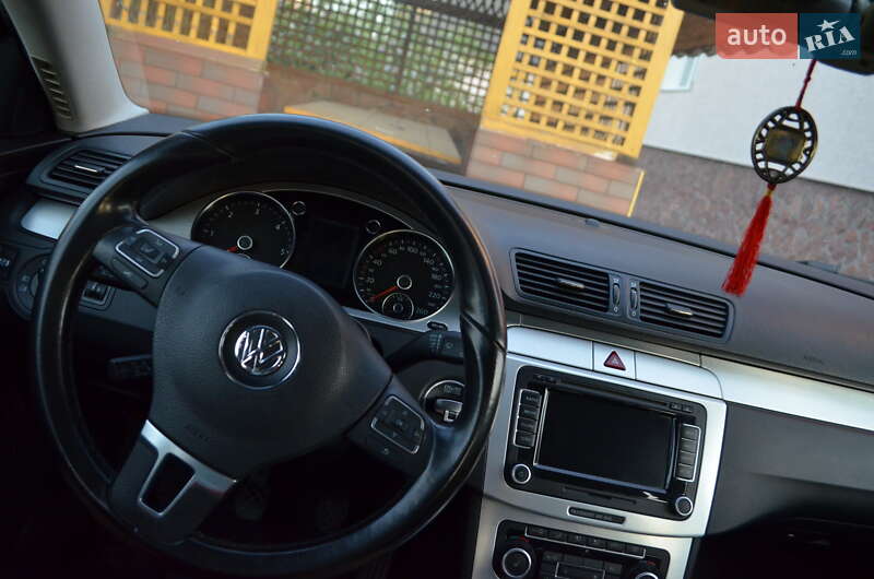 Универсал Volkswagen Passat 2010 в Борщеве