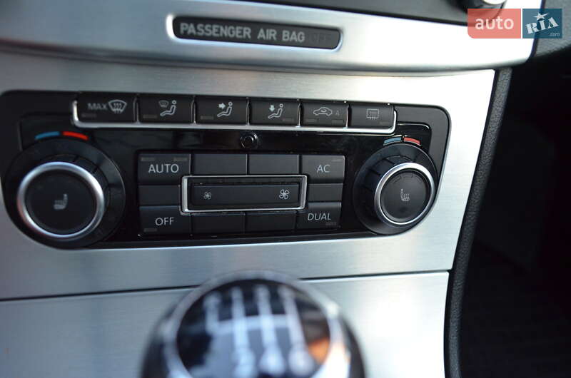 Универсал Volkswagen Passat 2010 в Борщеве