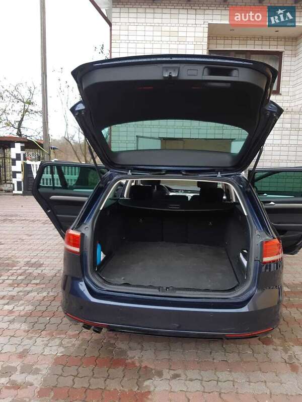 Универсал Volkswagen Passat 2015 в Львове