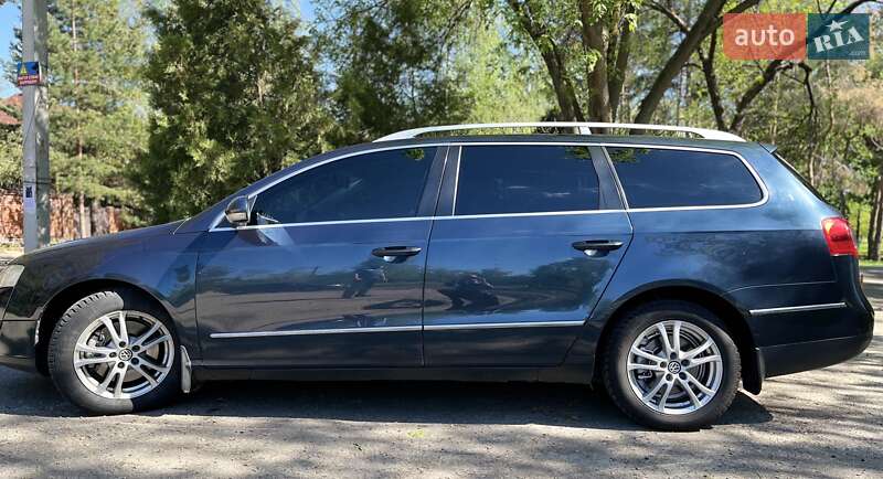 Универсал Volkswagen Passat 2008 в Харькове