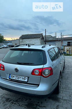 Универсал Volkswagen Passat 2008 в Житомире