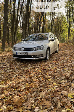 Универсал Volkswagen Passat 2012 в Кельменцах