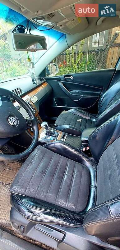 Седан Volkswagen Passat 2005 в Одессе