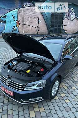 Универсал Volkswagen Passat 2013 в Луцке