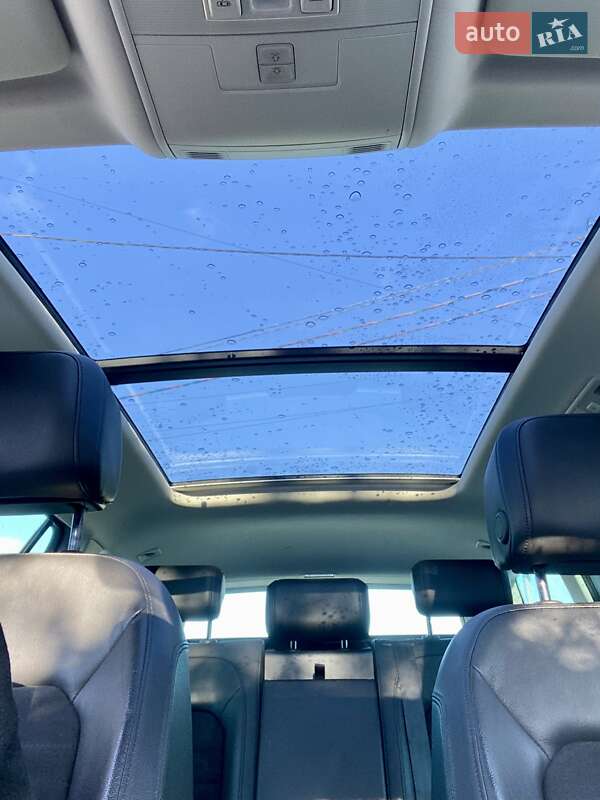 Универсал Volkswagen Passat 2017 в Староконстантинове