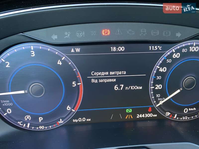 Универсал Volkswagen Passat 2017 в Староконстантинове