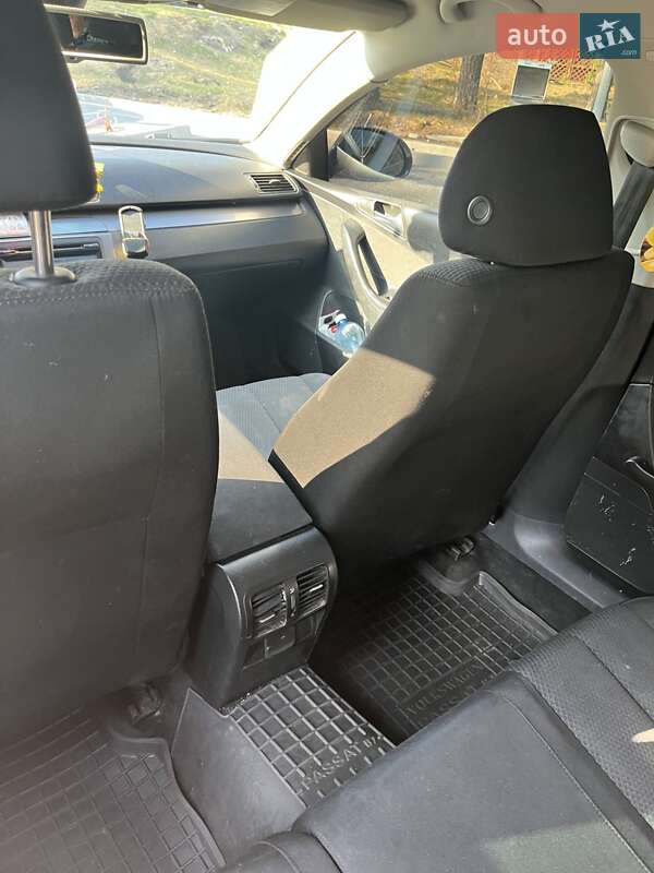 Универсал Volkswagen Passat 2008 в Маневичах