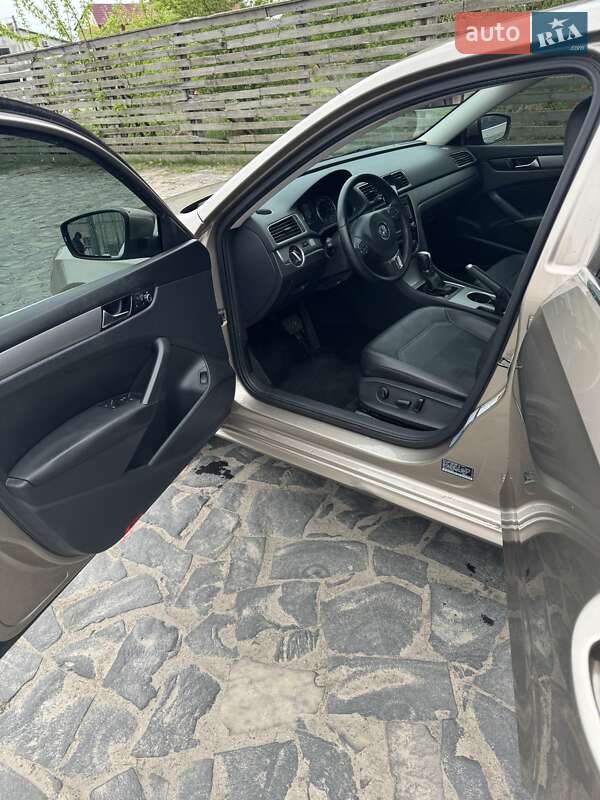 Седан Volkswagen Passat 2014 в Березному фото 10 Седан Volkswagen Passat 2014 в Березному
