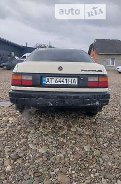 Седан Volkswagen Passat 1991 в Коломые