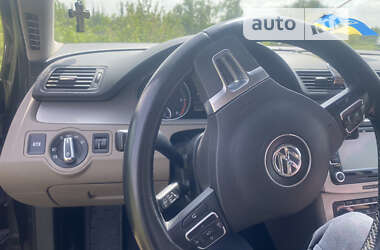 Универсал Volkswagen Passat 2010 в Вознесенске