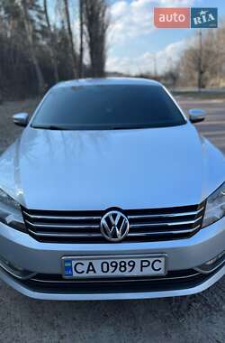 Седан Volkswagen Passat 2012 в 