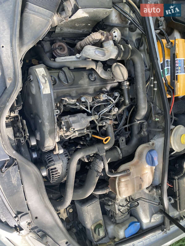 Універсал Volkswagen Passat 1998 в Херсоні