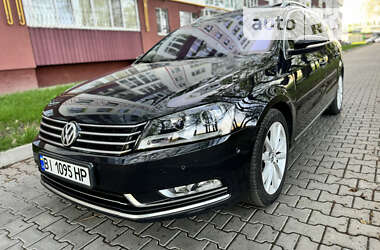 Універсал Volkswagen Passat 2010 в Полтаві