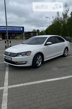 Седан Volkswagen Passat 2014 в Сумах