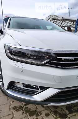 Універсал Volkswagen Passat 2019 в Володимир-Волинському