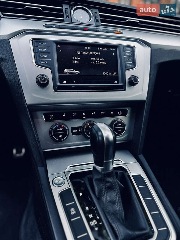 Универсал Volkswagen Passat 2016 в Черновцах