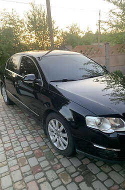 Седан Volkswagen Passat 2008 в Кривом Роге