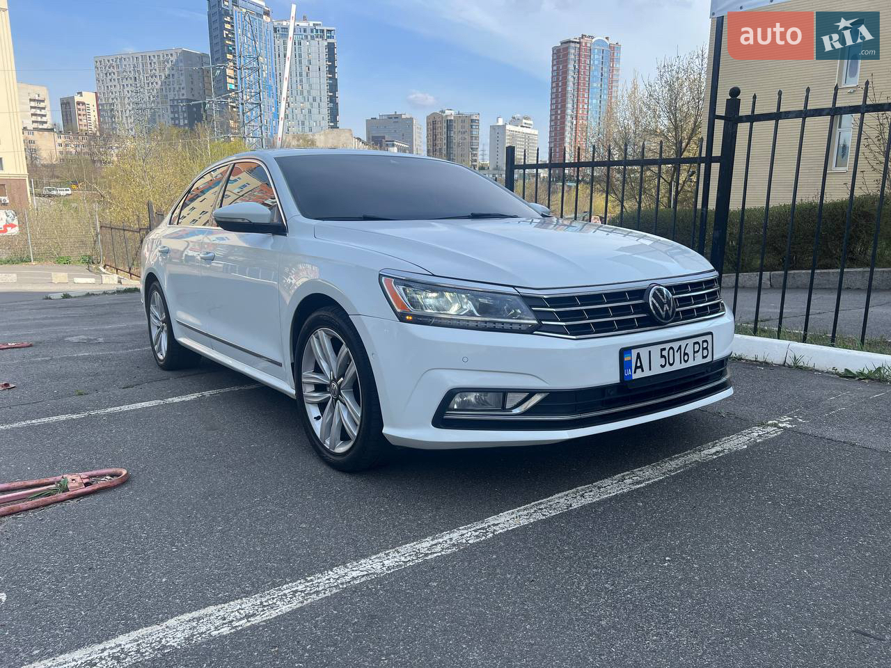 2016 Volkswagen Passat - мініатюра 18