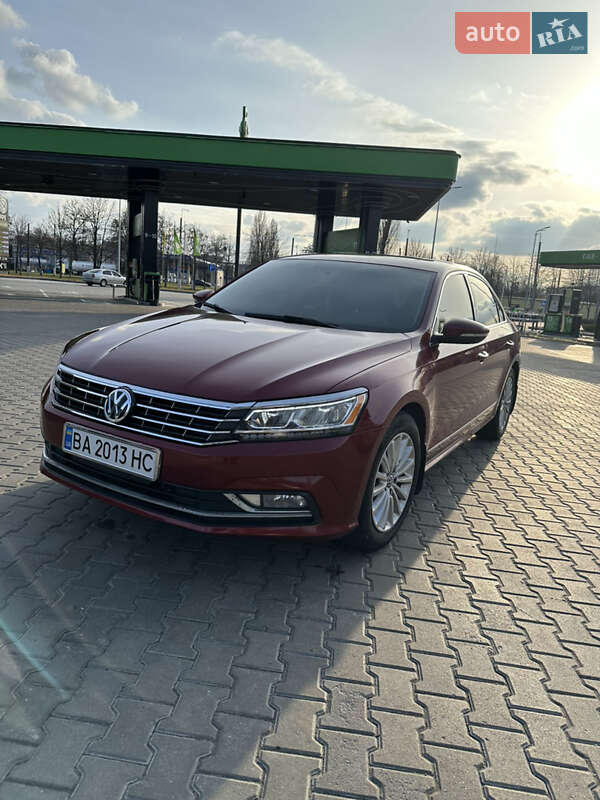 Седан Volkswagen Passat 2016 в Кременчуге