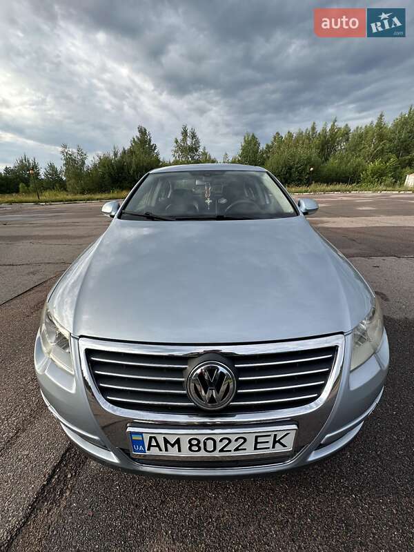 Седан Volkswagen Passat 2007 в Житомире