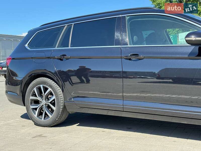 Универсал Volkswagen Passat 2019 в Днепре
