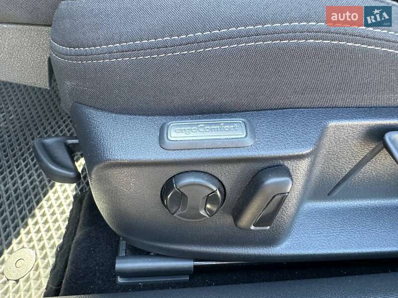 Универсал Volkswagen Passat 2019 в Днепре