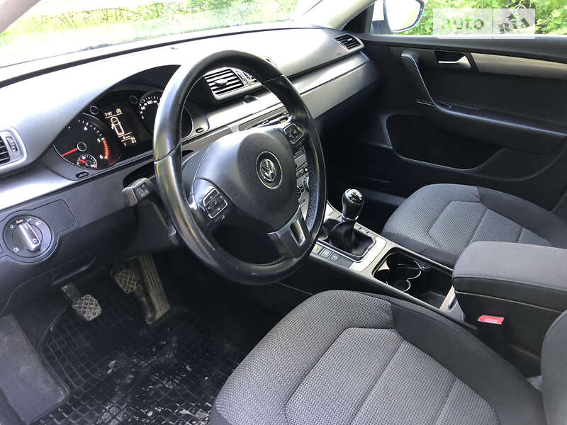 Универсал Volkswagen Passat 2013 в Галиче