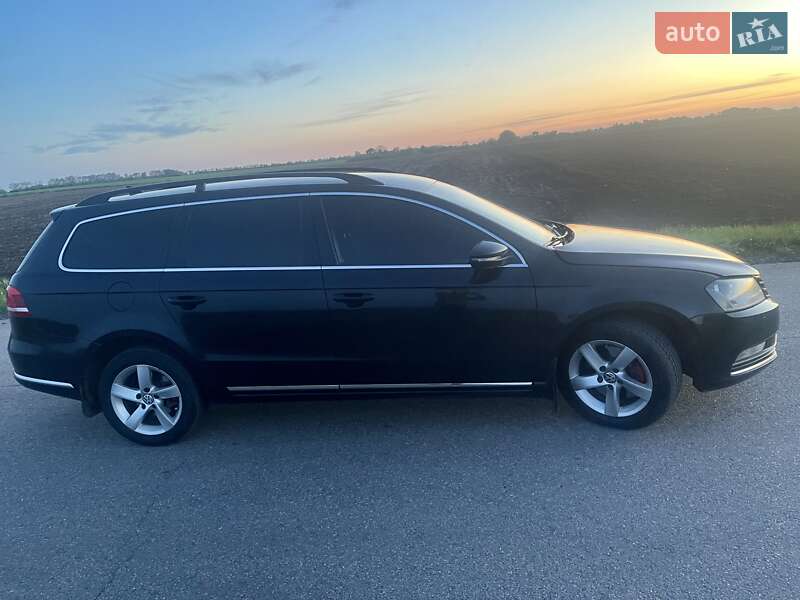 Универсал Volkswagen Passat 2012 в Карловке