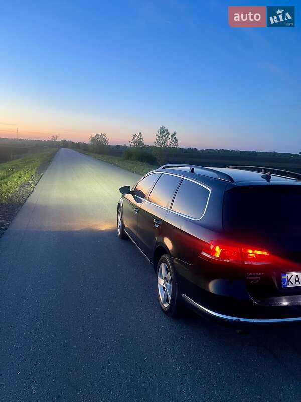 Универсал Volkswagen Passat 2012 в Карловке