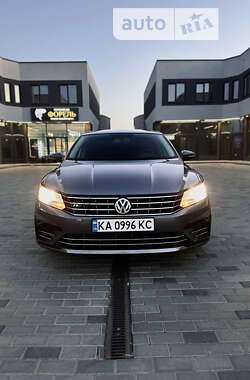 Volkswagen Passat 2016