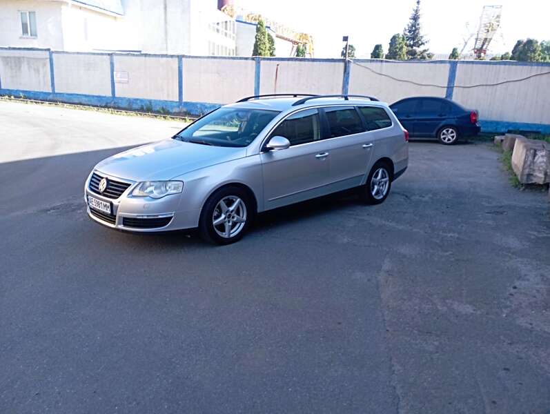 Універсал Volkswagen Passat 2006 в Києві