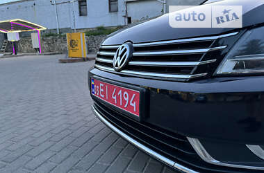 Универсал Volkswagen Passat 2013 в Ровно