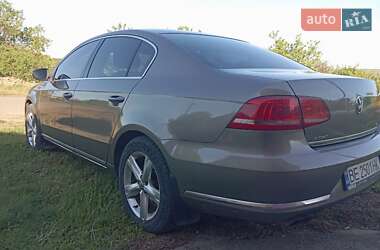 Седан Volkswagen Passat 2011 в Николаеве
