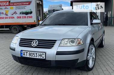 Седан Volkswagen Passat 2002 в Коломые