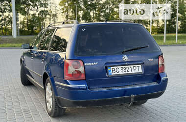 Универсал Volkswagen Passat 2002 в Стрые