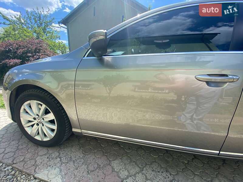 Универсал Volkswagen Passat 2014 в Ивано-Франковске