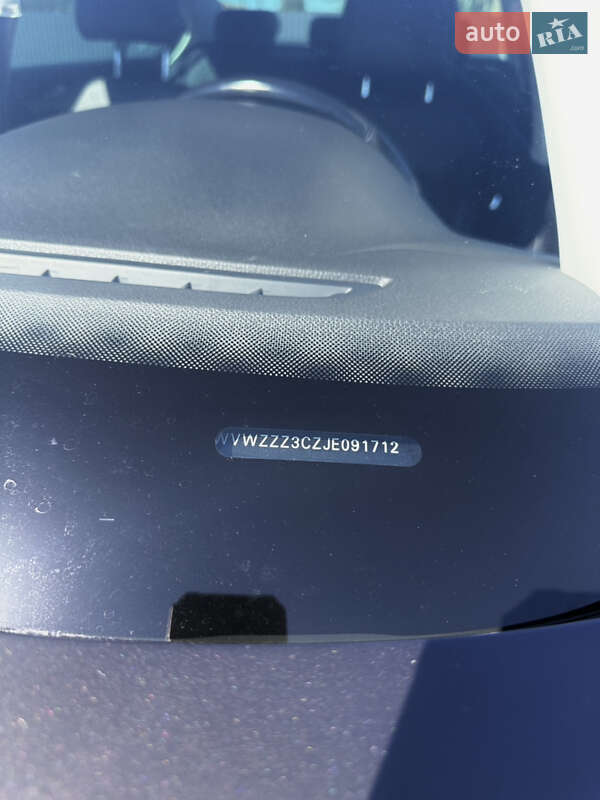 Седан Volkswagen Passat 2017 в Хмельницком