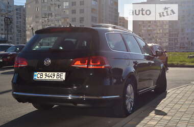 Універсал Volkswagen Passat 2011 в Чернігові