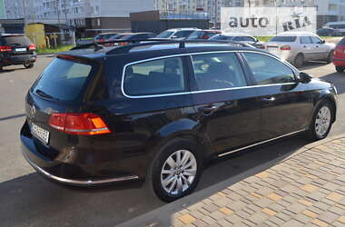 Універсал Volkswagen Passat 2011 в Чернігові