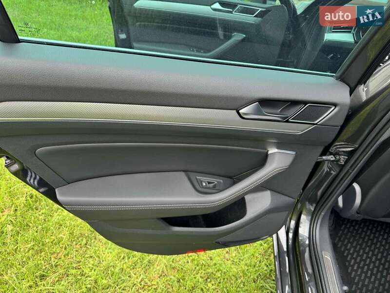 Універсал Volkswagen Passat 2017 в Києві